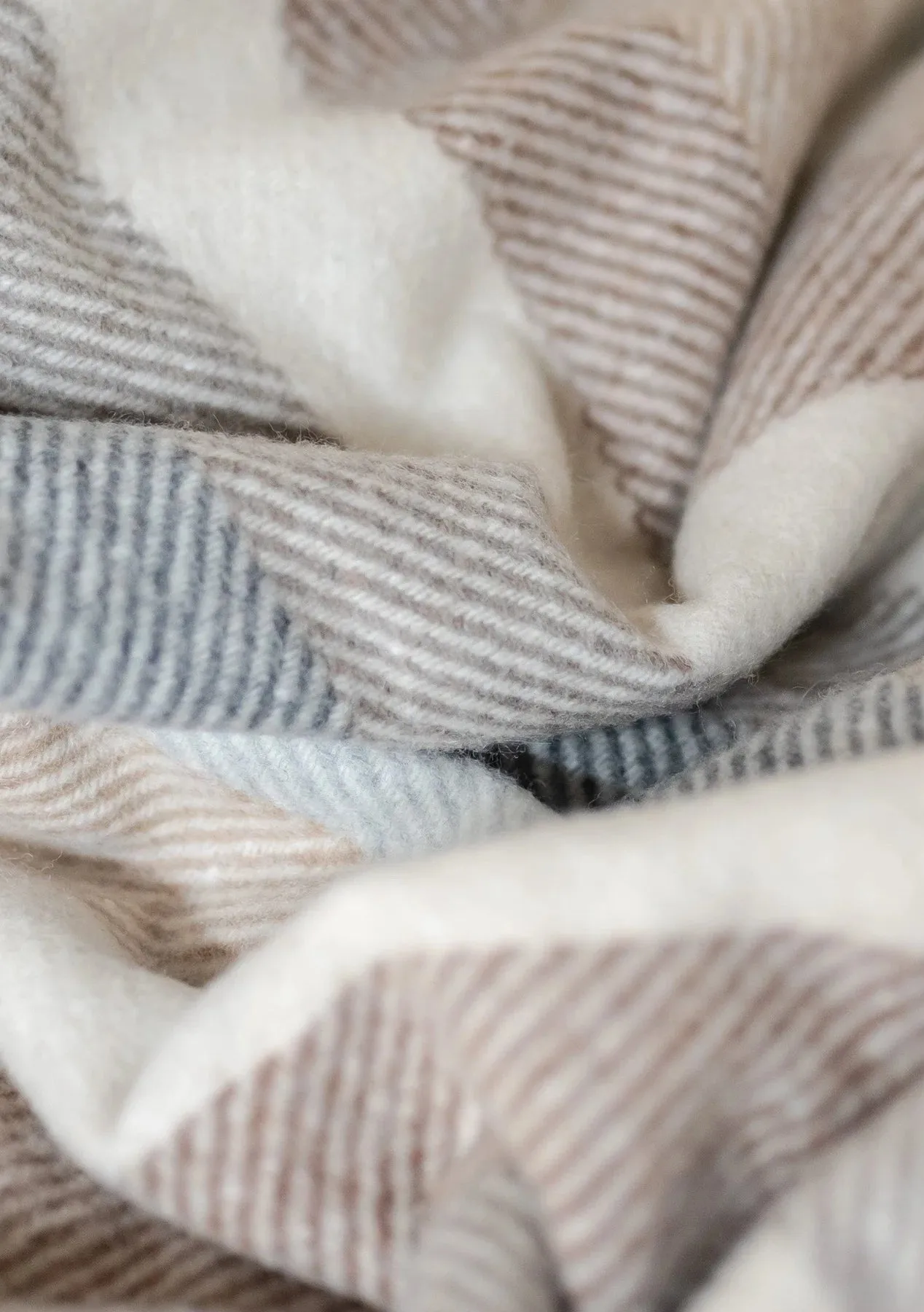 LNNSTNT04 - Recycled Wool Small Blanket In Neutral Stripe Check By TBCO