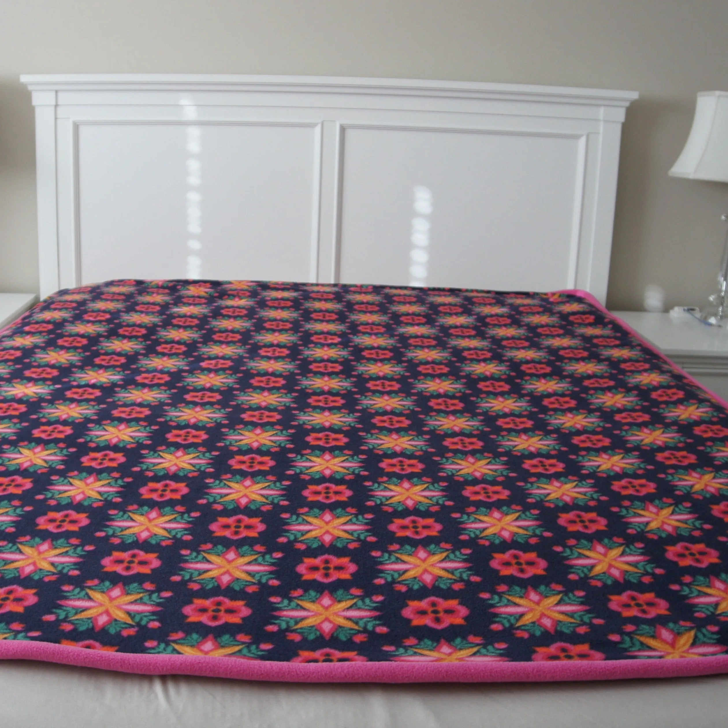 Throws - Bed Topper - Full/Queen - Accent - Hawaiian Flowers