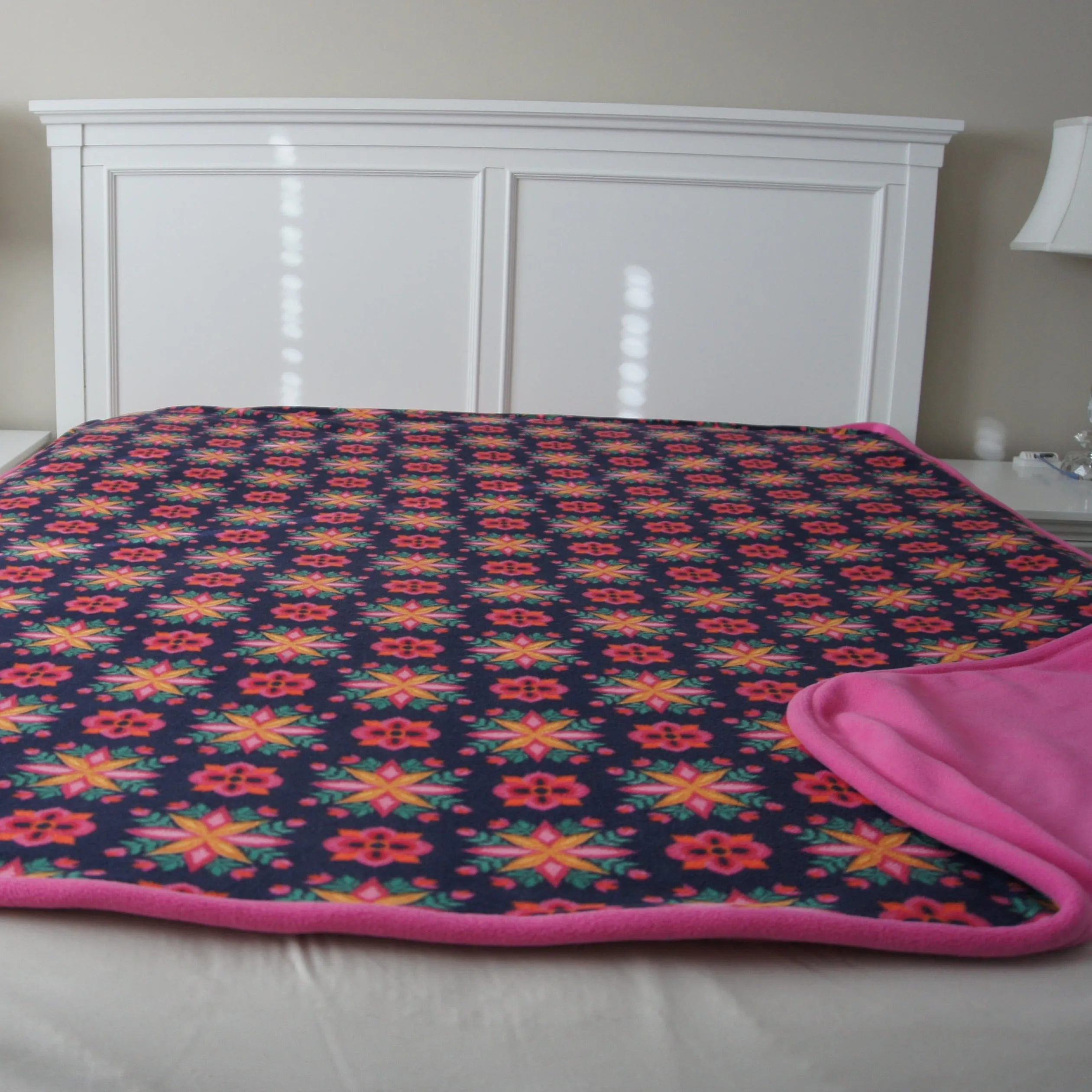 Throws - Bed Topper - Full/Queen - Accent - Hawaiian Flowers